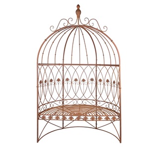 Градински дивани и фотьойли