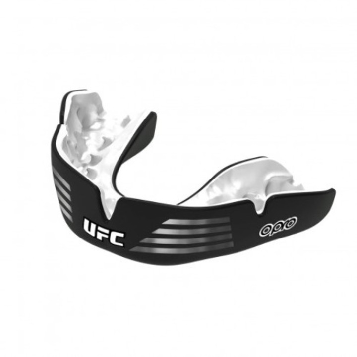 Протектор за зъби Opro UFC Black/Silver Fit-Strike Senior