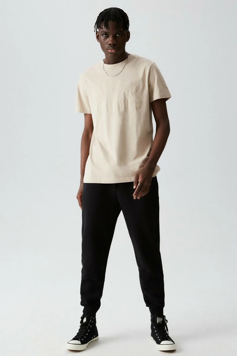 DIVERSE, Kerek nyakú póló logós részlettel, Homokbarna