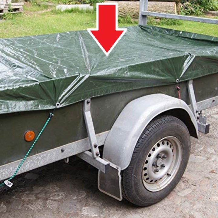 Vízálló ponyva fém szorítóhálóval, mérete 6,0m x 8,0m, sűrűsége 120g/m2, zöld színű