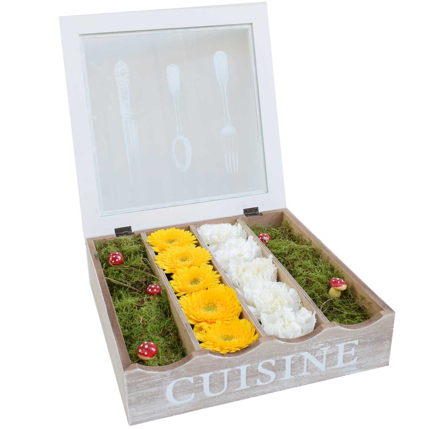 Aranjament floral in cutie pentru tacamuri