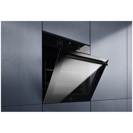 Cuptor incorporabil Electrolux EOD6C77H, Electric, 72 l, Autocuratare catalitica, SteamBake, Timer electronic, Grill, Clasa A+, Negru