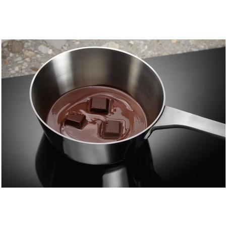 Plita incorporabila Electrolux LIB60424CK, Inductie, 4 zone de gatit, Control Touch, Booster, Blocare de siguranta pentru copii, 60 cm, Negru