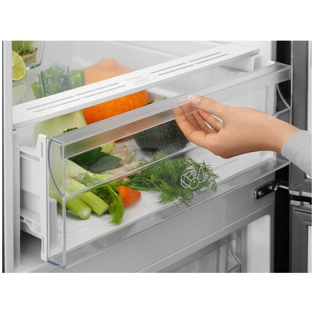 Combina frigorifica Electrolux LNT5ME32U1, 330 l, No Frost, Control electronic, Multi Flow, Iluminare LED, Clasa E, H 186 cm, Inox antiamprenta