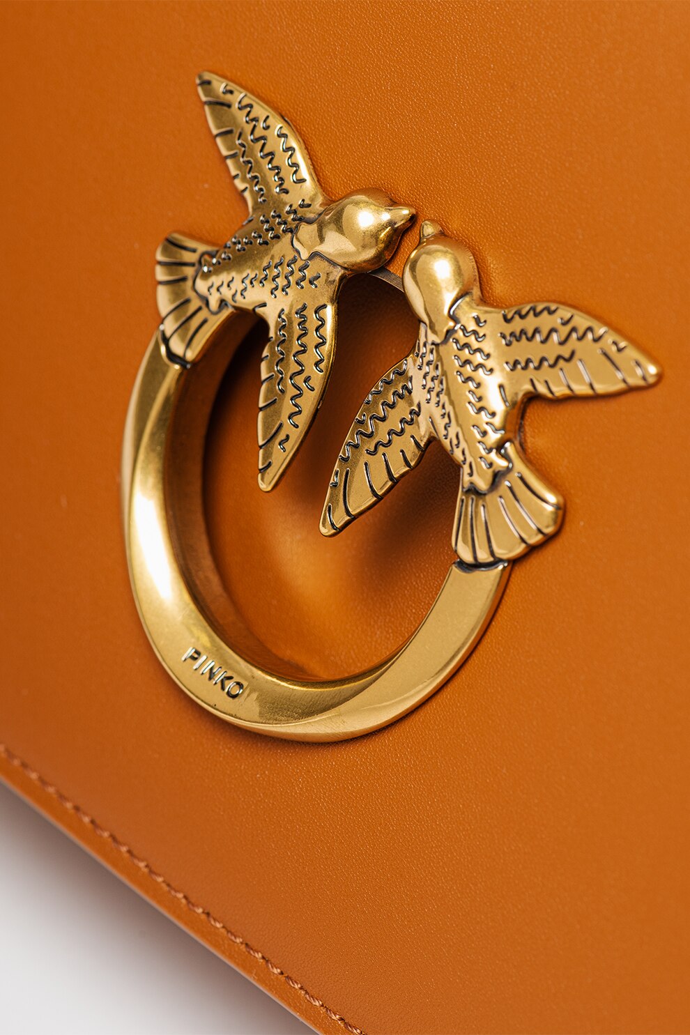 Pinko, Geanta crossbody de piele Love Click, Maro scortisoara eMAG.ro