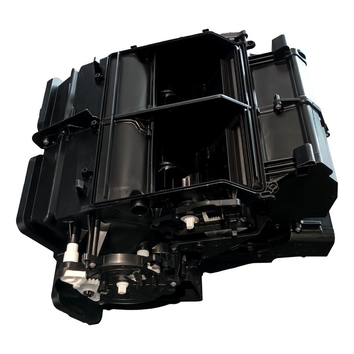 Hűtőház, Mercedes-Benz, Mercedes W117 CLA/ X156 GLA típushoz, Fekete