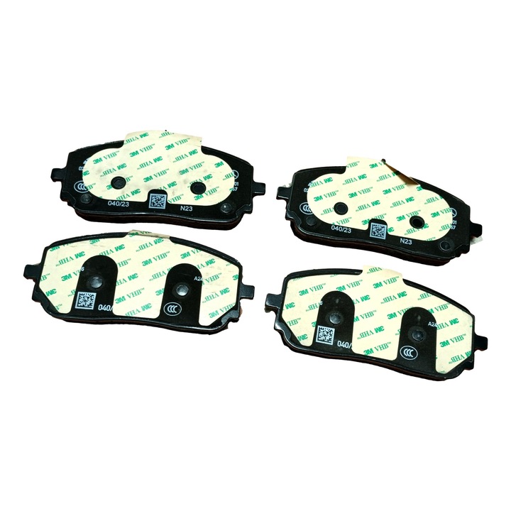 Комплект от 4 предни спирачни накладки, Mercedes-Benz, за CLA GLA W177 OE