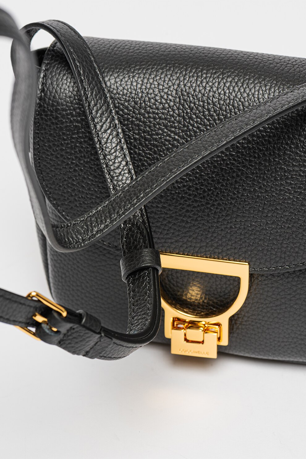 COCCINELLE Geanta crossbody de piele Arlettis Negru eMAG.ro