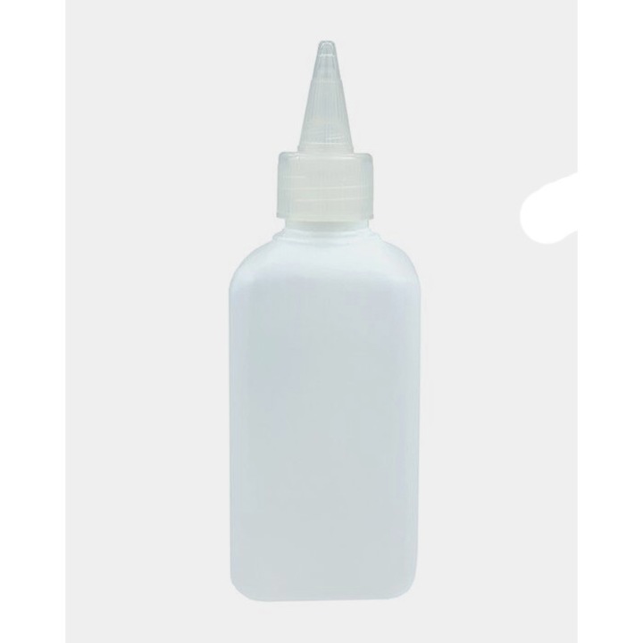 150 ml-es műanyag tartály finom kupakkal