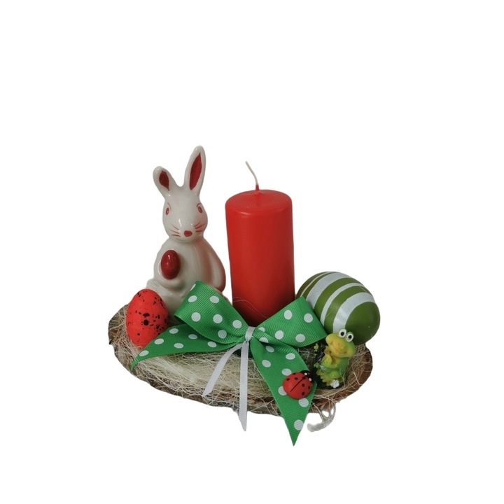 Aranjament decorativ Paste pe suport lemn, cu lumanare rosie, figurina si accesorii, 16 x 9 cm