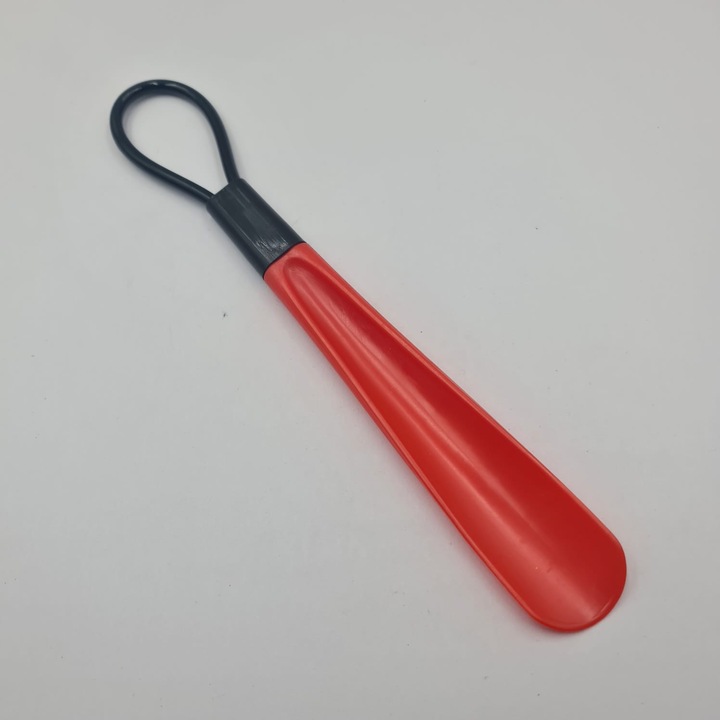 Incaltator din Plastic cu Agatatoare, 30 cm, Rosu, Dalimag