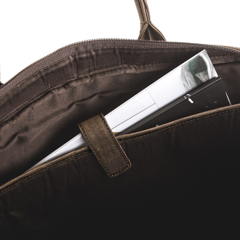 Geanta pentru laptop 15.6", Betlewski, Hunter, Piele naturala, Curea ajustabila, 42x30x7 cm, Maro