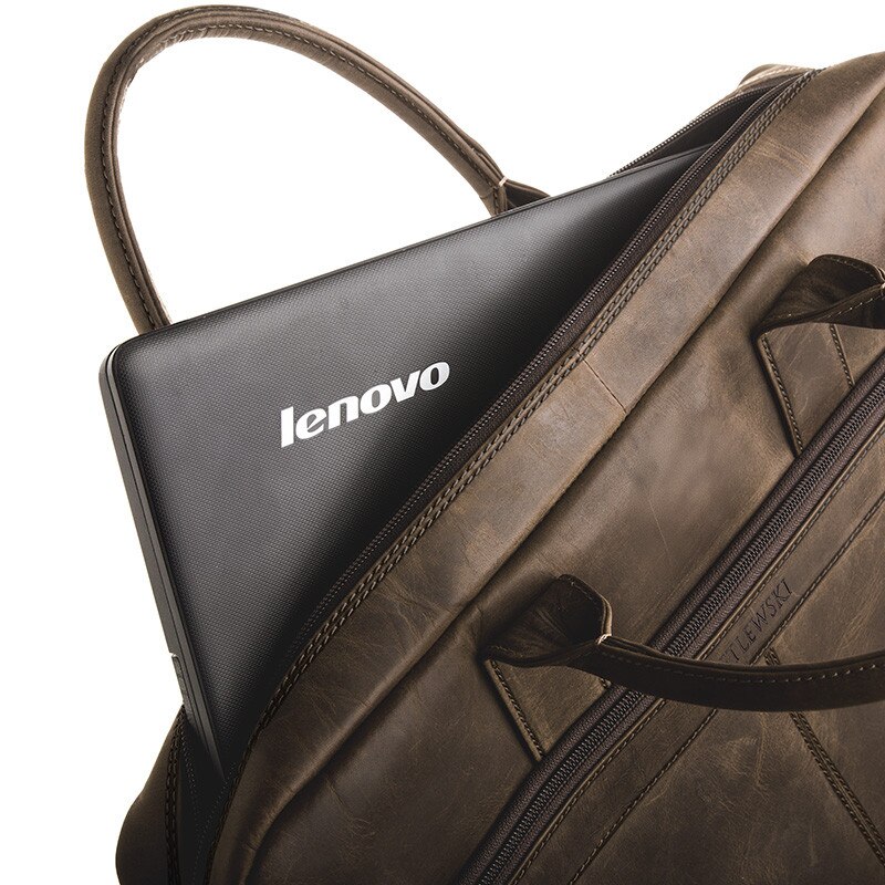 Geanta pentru laptop 15.6", Betlewski, Hunter, Piele naturala, Curea ajustabila, 42x30x7 cm, Maro