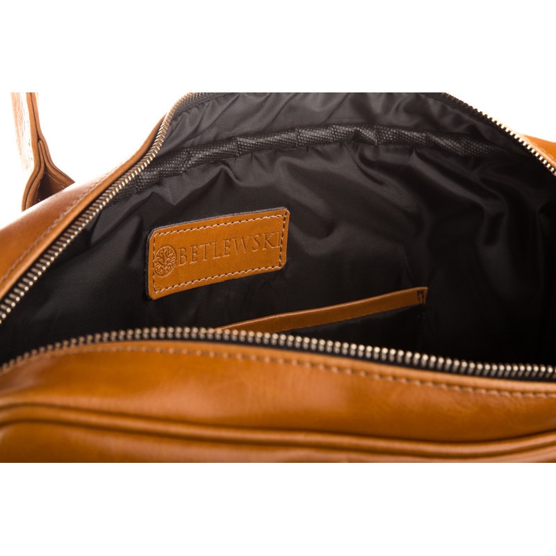 Geanta pentru laptop de 15.6", Betlewski, Luxe BTM-01, Piele naturala, Curea ajustabila, 39x28x6 cm, Maro deschis