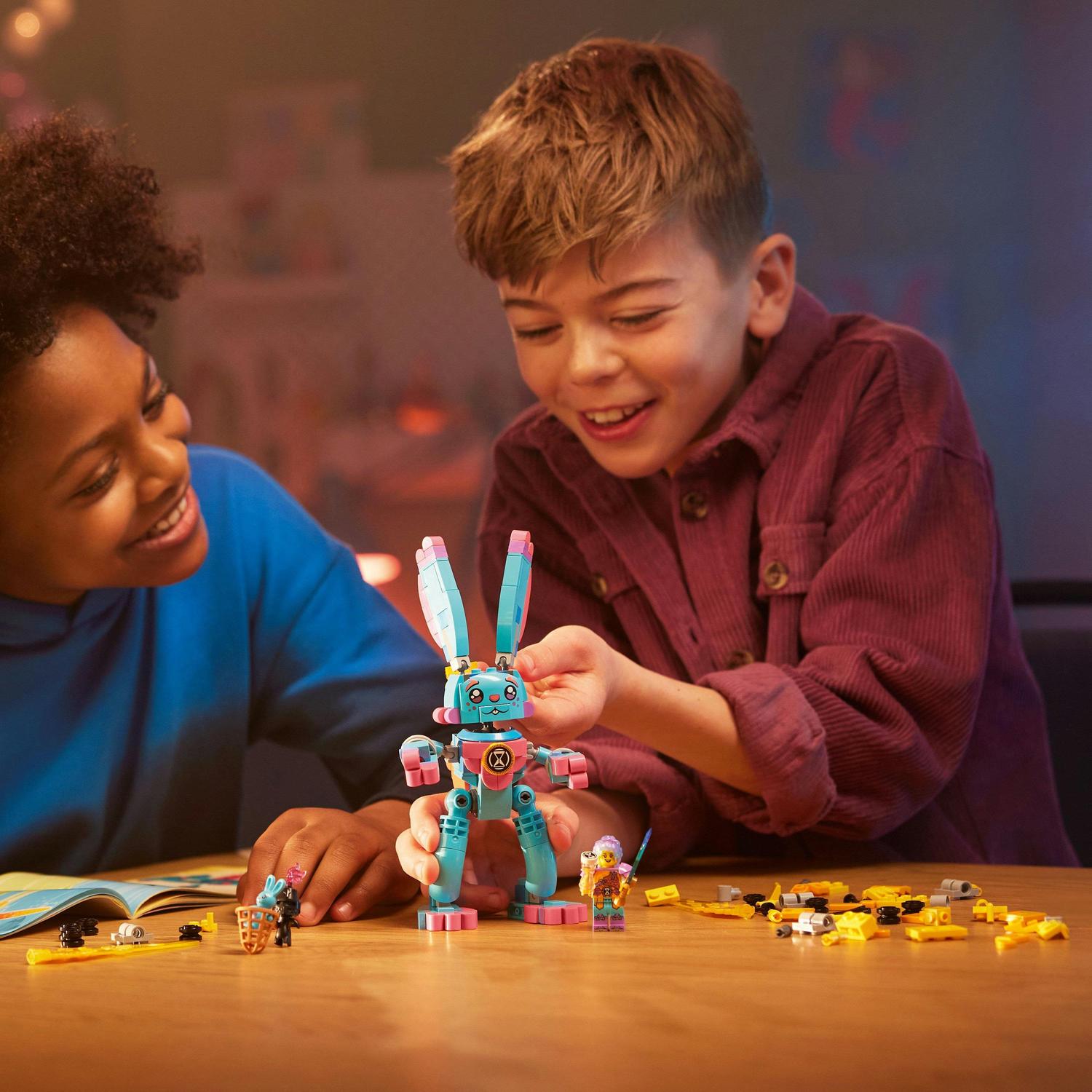 LEGO® DREAMZzz - Izzie si Iepurasul Bunchu 71453, 259 piese - eMAG.ro