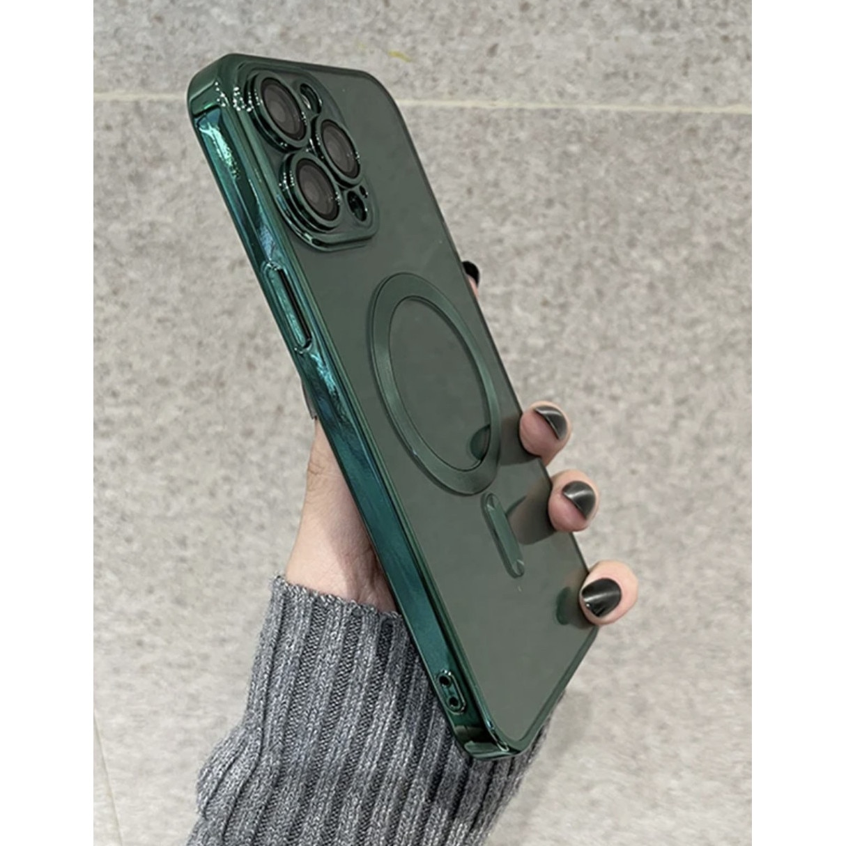 Husa din silicon cu margini metalizate Ultra-Soft, Luxury Magsafe, compatibila cu iPhone 11 / Verde