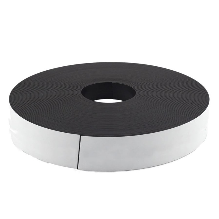 Магнитна лента за многократна употреба с размери 150 х 2 см