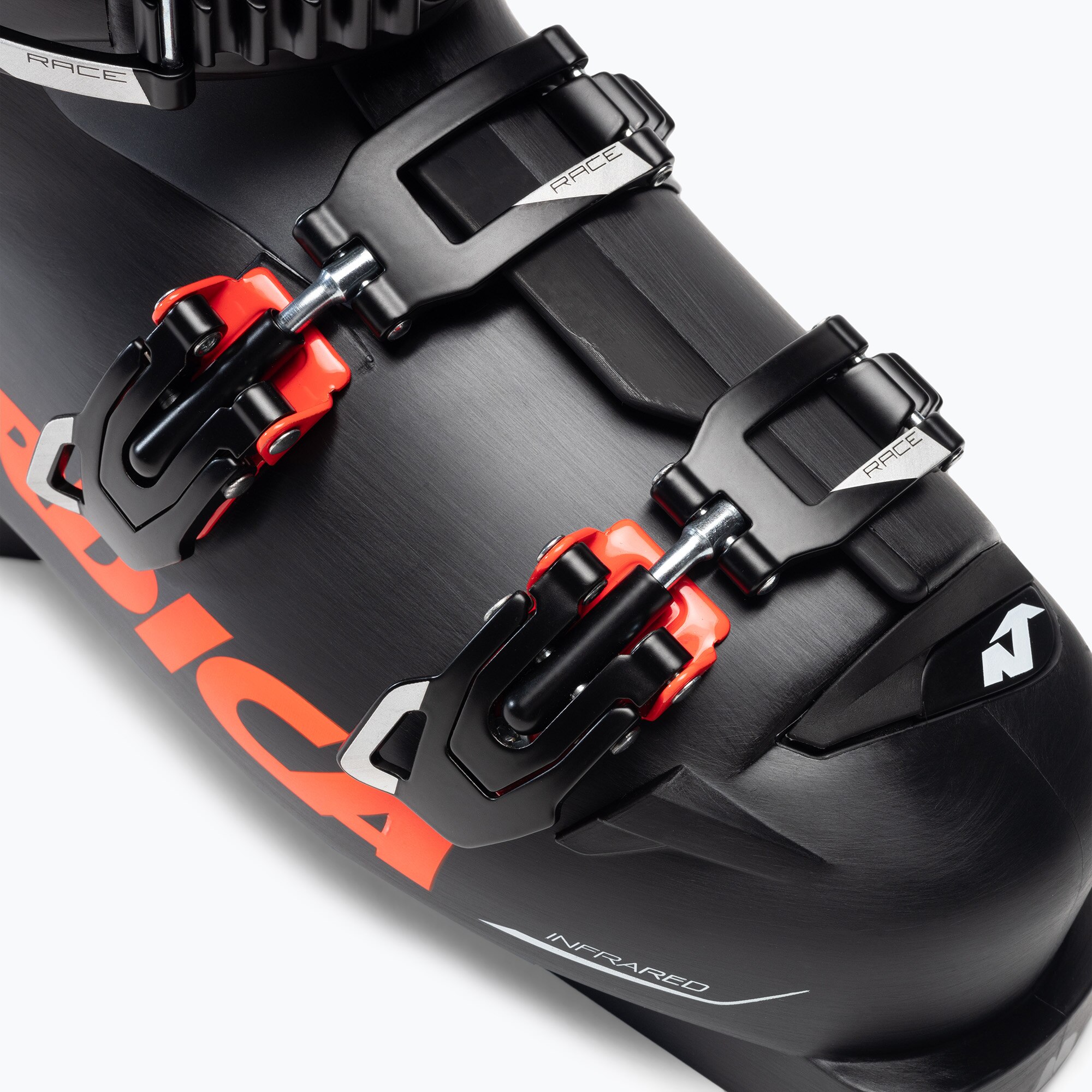 Ghete ski barbati, Nordica, Doberman GP 130, Negru, 26.5 cm - eMAG.ro