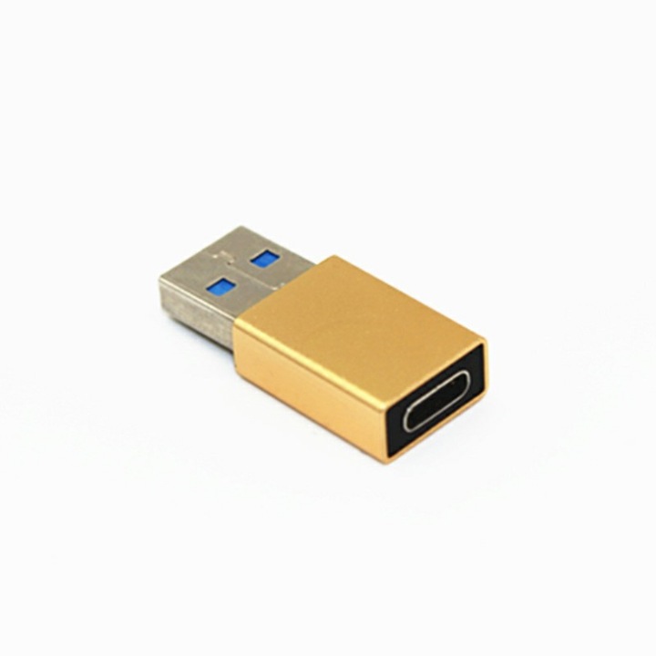 Златен USB-C към USB-A адаптер за бърз трансфер на данни, с женски към мъжки конектор