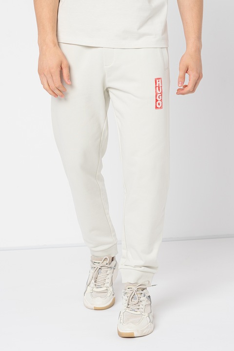HUGO, Pantaloni sport cu detaliu logo Dogur, Alb