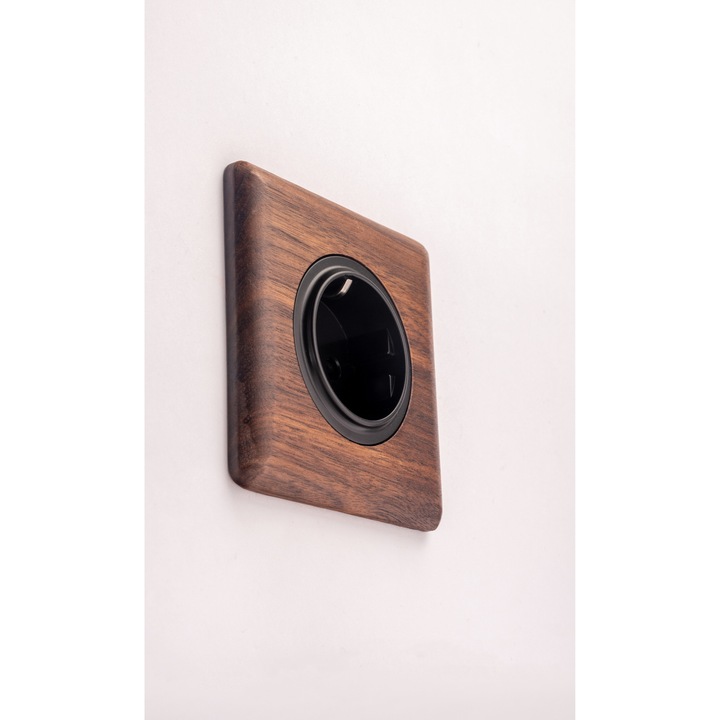 Priza simpla lemn TAM FS