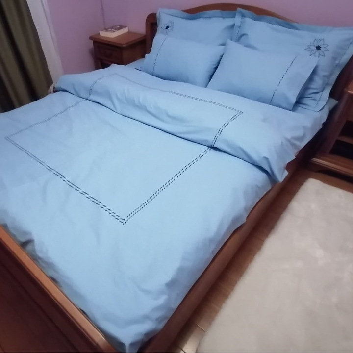 Двоен бродиран комплект спално бельо, Casa Bucuriei, модел Simple lines, 6 части, син, 100% памук, чаршаф размер 280/300 см и плик за завивка 230/250 см