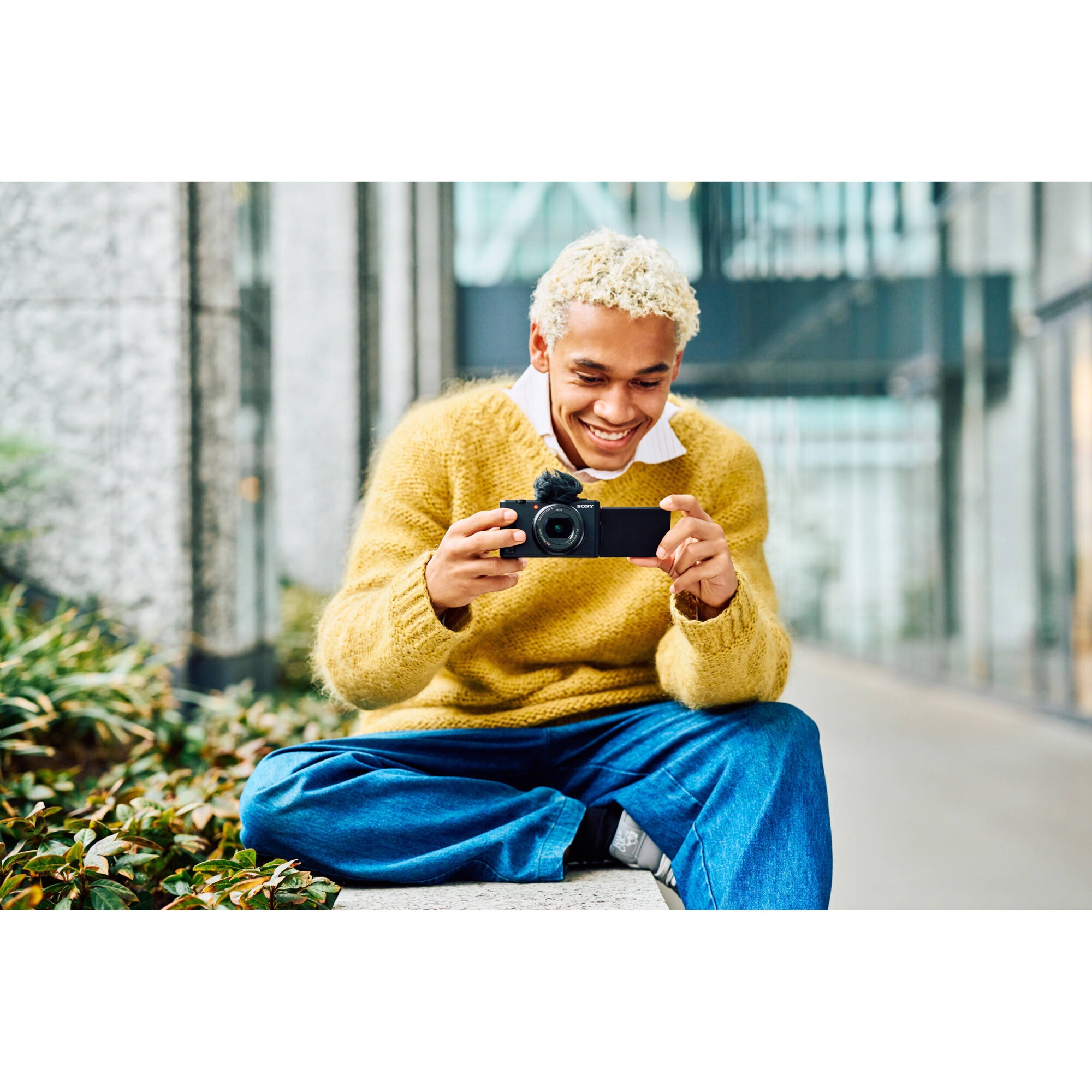 Camera Vlogging Sony ZV-1 II, 4K, Obiectiv 18-50mm, Negru - eMAG.ro