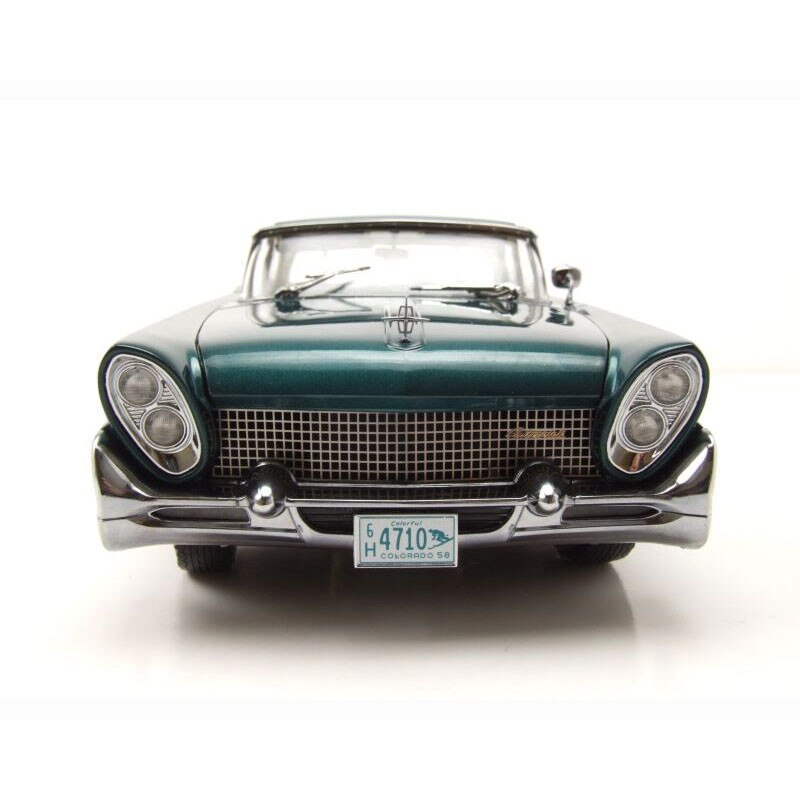 Macheta auto Lincoln Continental Mark III coupe 1958, 1:18