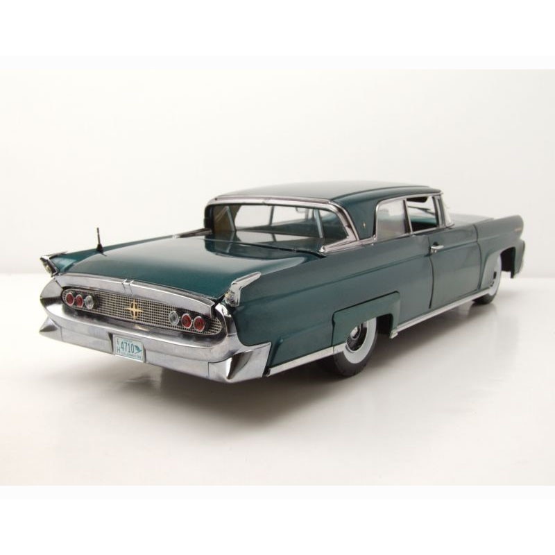 Macheta auto Lincoln Continental Mark III coupe 1958, 1:18