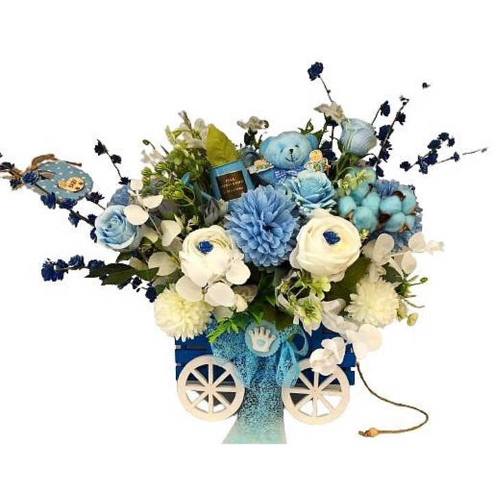 Aranjament floral pentru camera Bebelusilor din flori de matase, calitate superioara