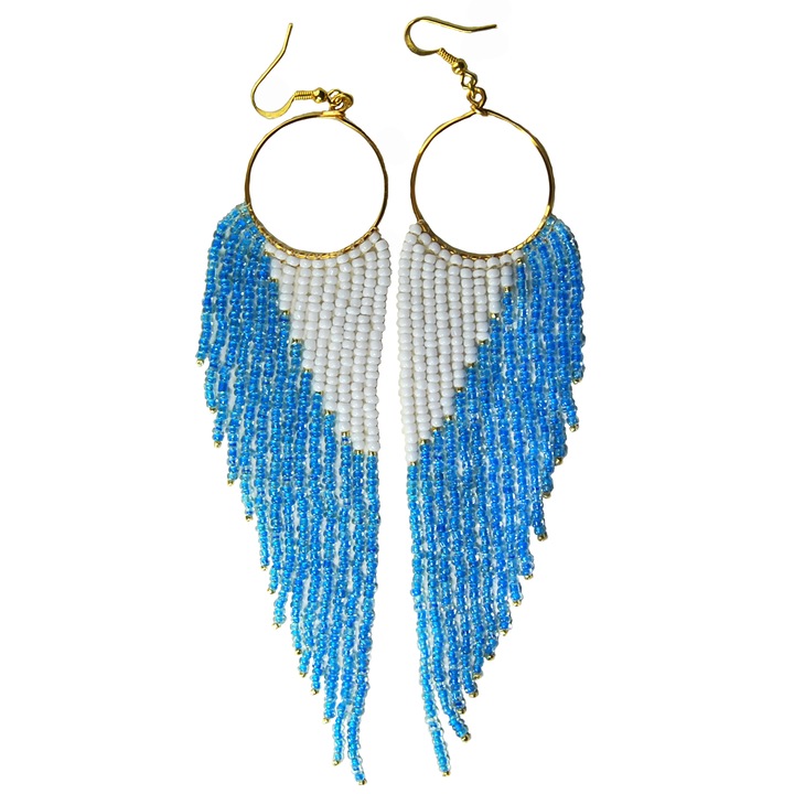 Cercei lungi din margele, CatE, sticla, alb/albastru, 15.5 x 3.1 cm, handmade