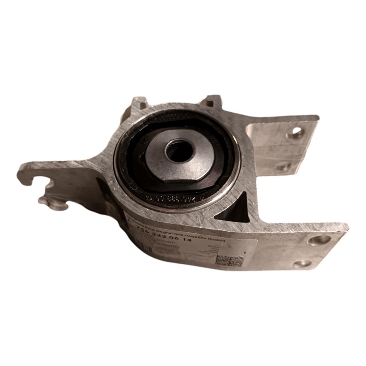 Első jobb keresztkar persely, Mercedes-Benz, Mercedes B-KL W246/GLA 156-hoz, Ezüst