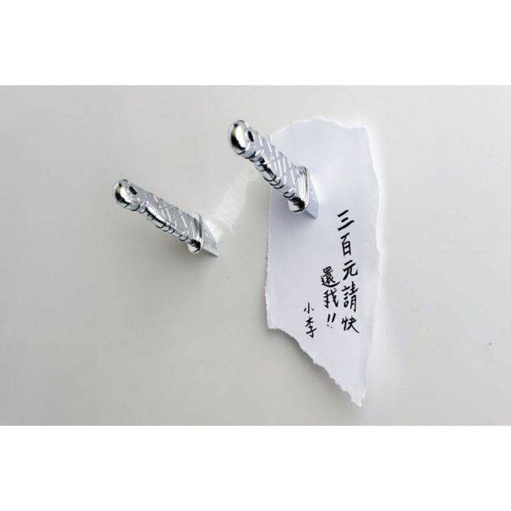 Магнити, Gadget Master, Ножове Ninja, Пластмаса и магнит, 8,5×3,2×1,5 см, 2 броя