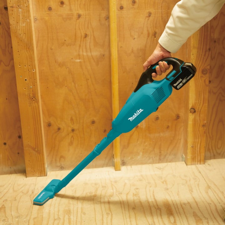 Aspirator fără fir Makita DCL282FZ, compact, eficient, albastru