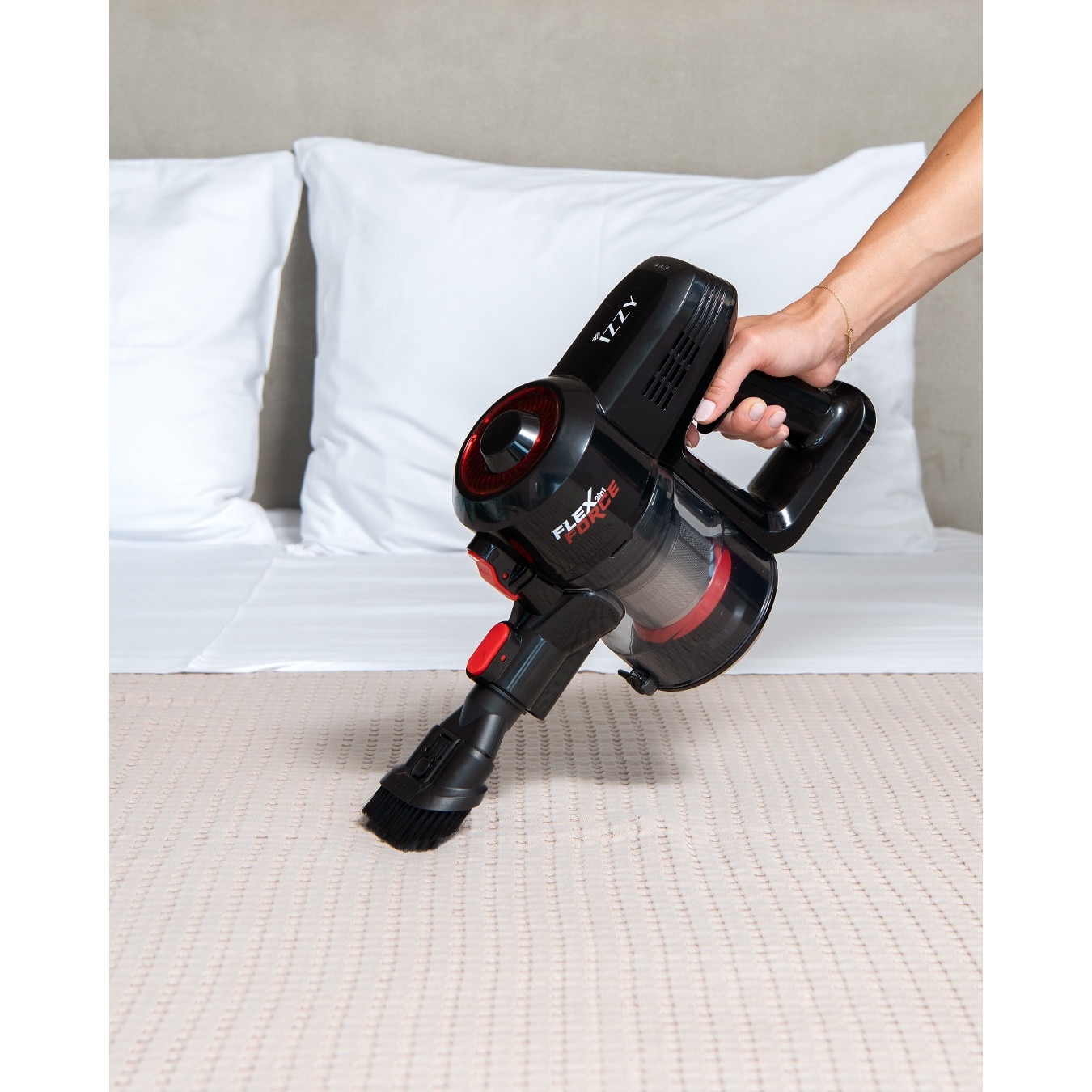 Aspirator portabil cu bat pentru toate suprafetele si colturile, Izzy, 2in1 cu cablu
