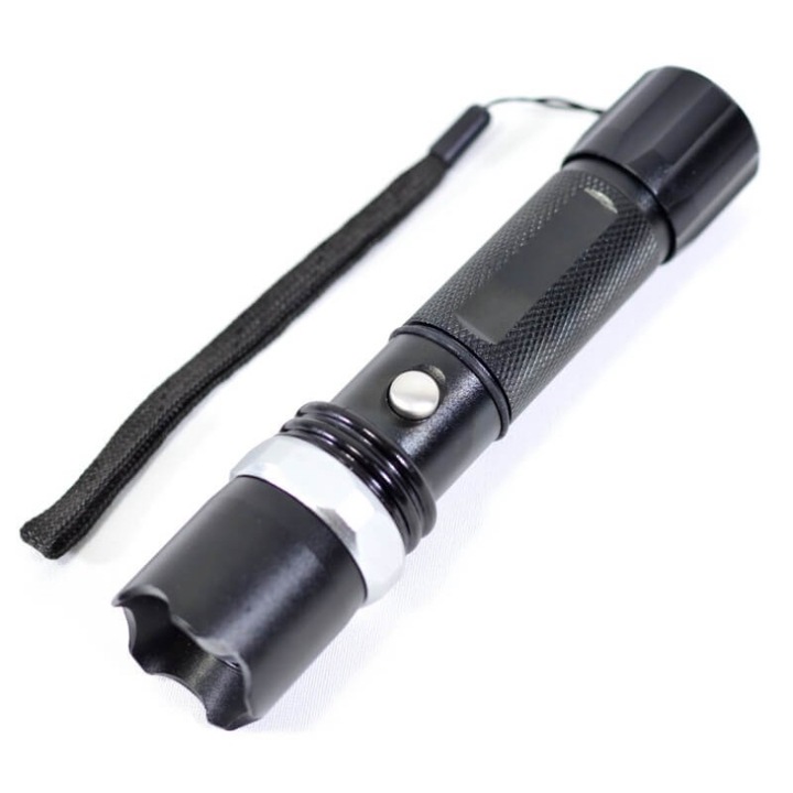 Фенерче с Led и Zoom, черно