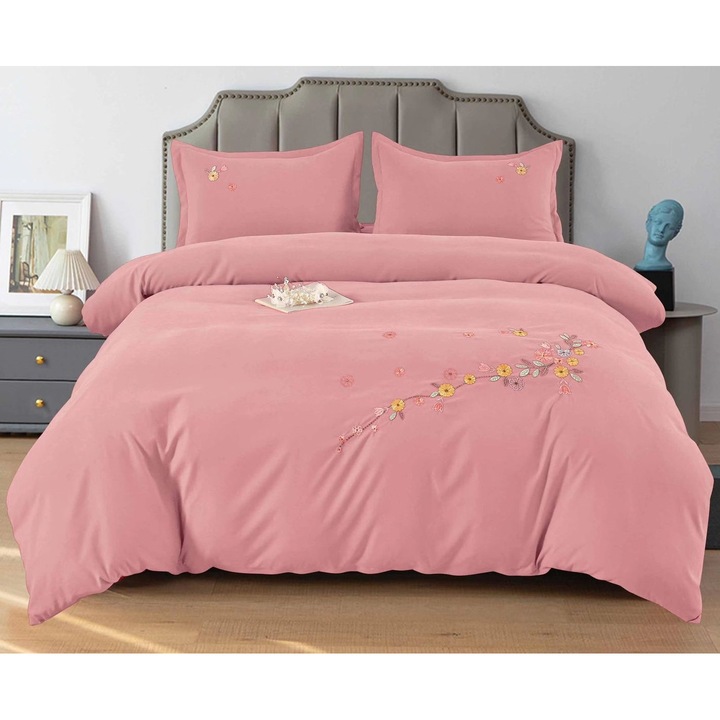 Lenjerie de pat dublu Lux, Pucioasa, model Brodat M4, Finet, 4 piese, 2 persoane, 245x250cm, Corai