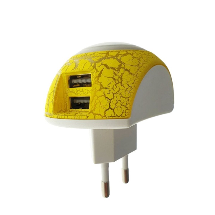 Lampa de veghe cu incarcare USB 2.1A si intrerupator lumina, dimensiuni compacte 6x7x4.5cm, material plastic, disponibila in culoarea alb-galbena