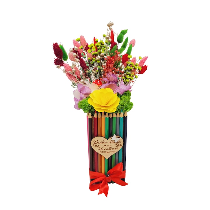 Aranjament floral "Creioane colorate" personalizat pentru educatoare - flori nemuritoare uscate, criogenate si licheni stabilizati in cutie de lemn, 8x17 cm