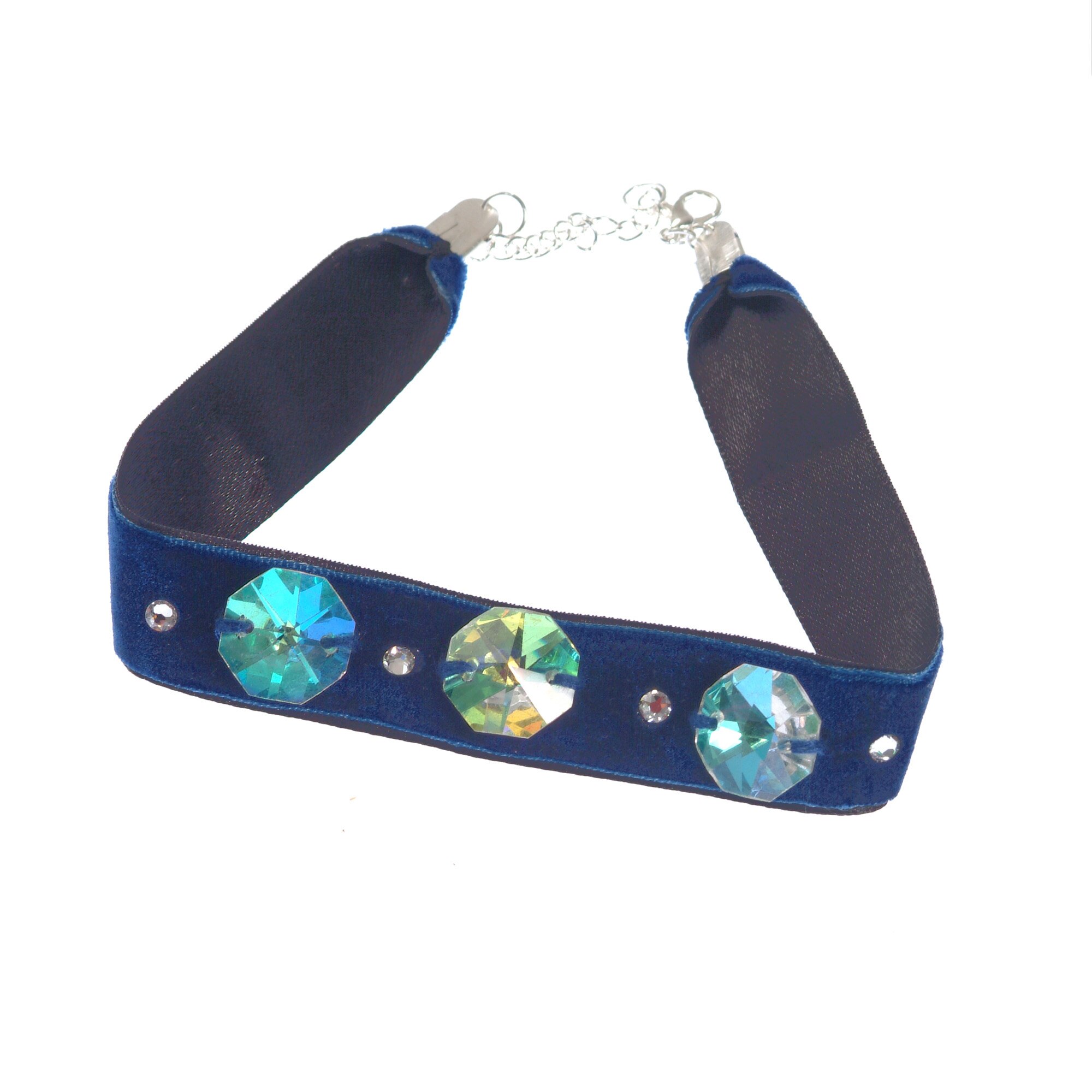 Colier Choker GANELLI cu 3 Cristale octogon mari si 4 mici elements, catifea cu dublura din satin albastru