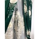 Set Perdea si Draperie Victoria, 2 draperii black-out 2x150x260cm verde, cu perdea 400x260 cm alb, model PDP 01, confectionate cu rejansa sina