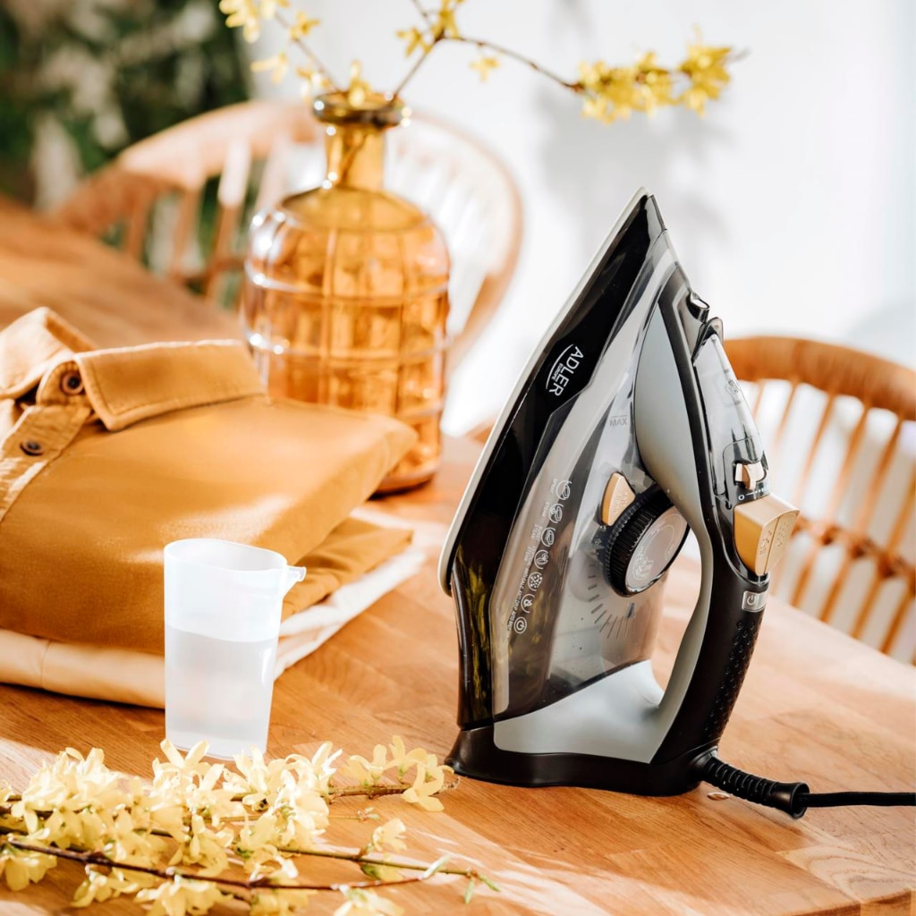 Fier de Calcat cu Abur, Adler, AD 5038, 3000W, Talpa Ceramica, Oprire Automata, Autocuratare, Anti-Calc, Anti-Picurare, Jet Abur 80g/min, Calcare Verticala, Rezervor 350ml, Cablu 1.9m, Negru