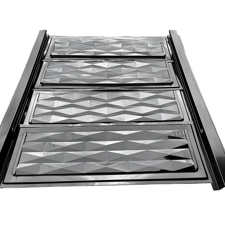 Set matrita gard, panou intreg, 3 matrite mijloc + 1 terminatie + 2 stalpi, model Racheta LIS, plastic ABS, negru