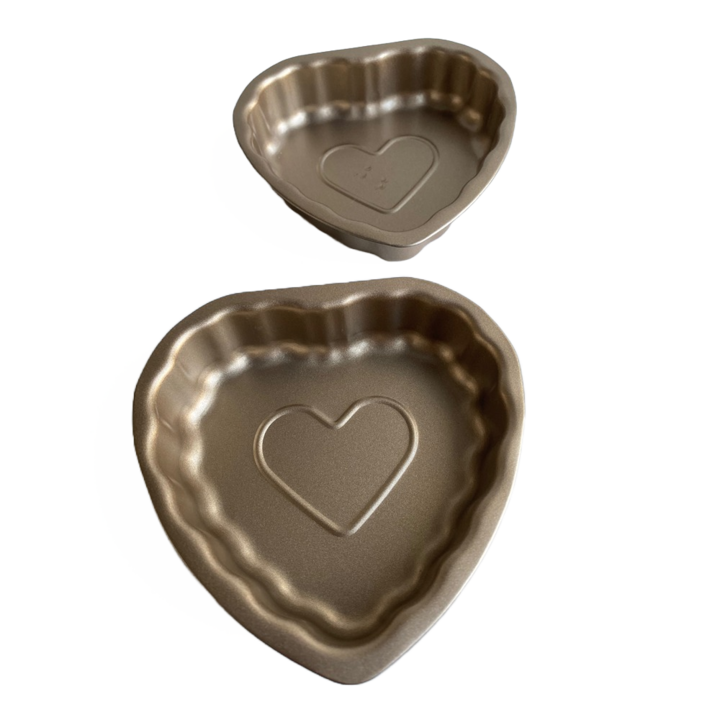 Комплект 2 тави за фурна във формата на сърце 12см