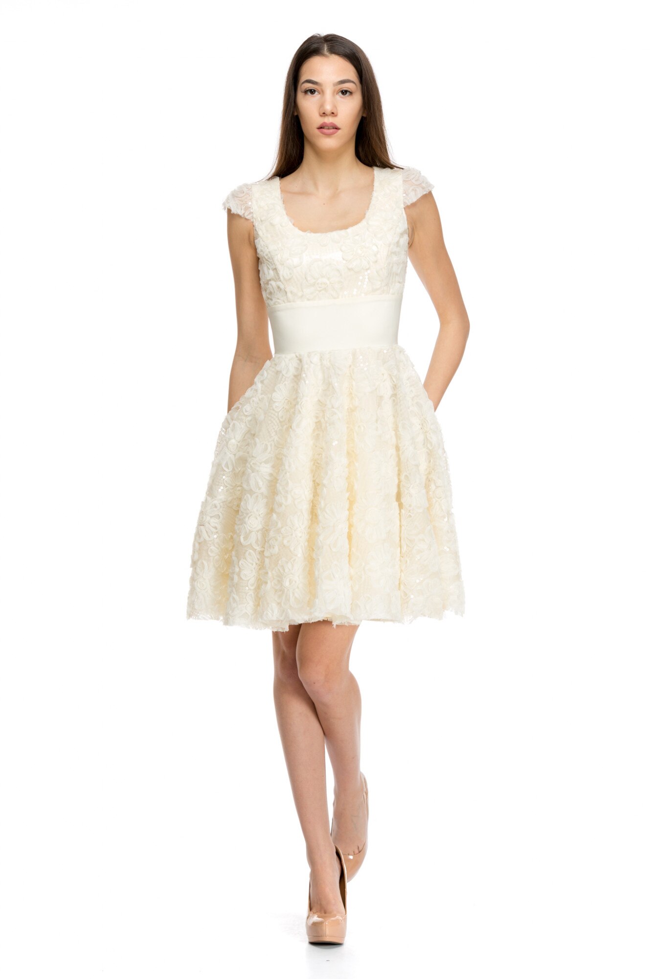 Rochie Melanie lucrata exclusiv manual Gloria Betty, Alb