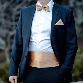 Set crem brau, papion si batista Set crem brau, papion si batista