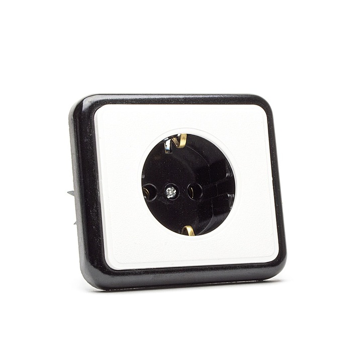 Priza, Найден Киров, 250V, 16A, Alb/Negru