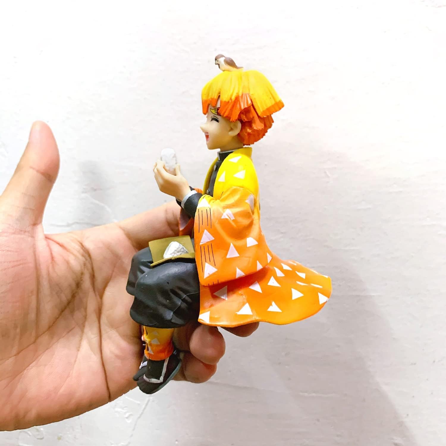 5.5'' Demon Slayer: Kimetsu no Yaiba Agatsuma Zenitsu Eat Rice Balls PVC  Figure