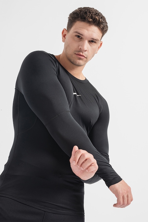 Nike, Футболна блуза с Dri-FIT по тялото, Черен