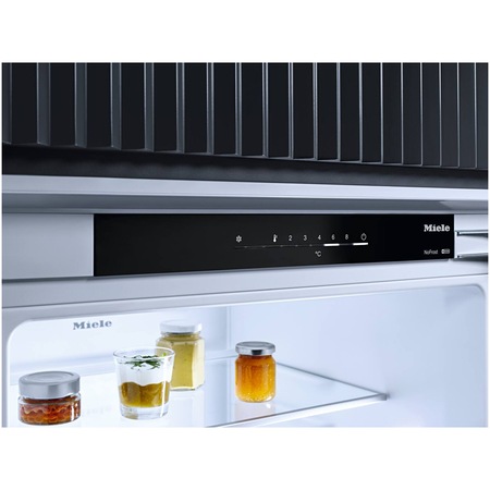 Combina frigorifica incorporabila KDN 7724 E Active, 260 l, Clasa E, NoFrost, DailyFresh ExtraCool, Iluminare LED, H 177.2 cm